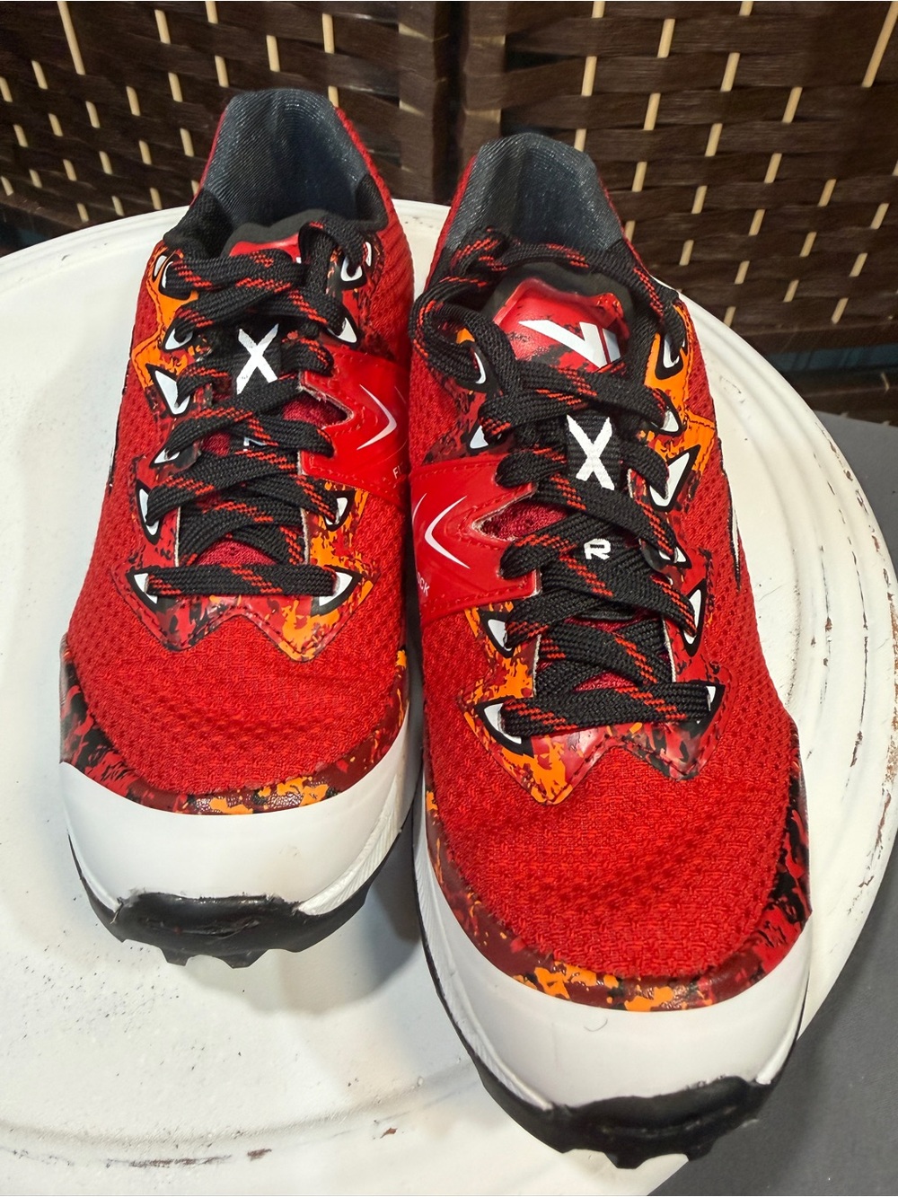 VJ XTRM 2 Butyl Rubber Trail Running Shoes UK 3.5 / US 6 Red Camo Women